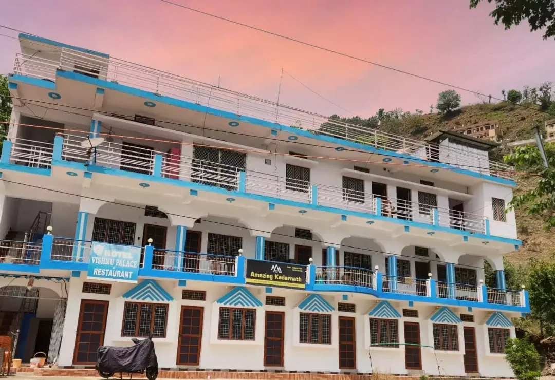 Experience a comfortable stay at Amazing Kedarnath Guptkashi, Best Hotels in Guptkashi
